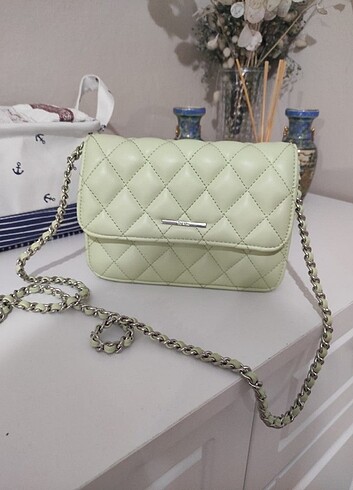 Bershka mint yeşili çanta 