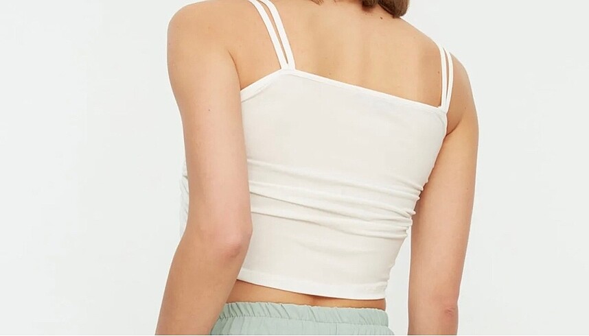 s Beden Trendyolmilla Ekru Crop Bluz