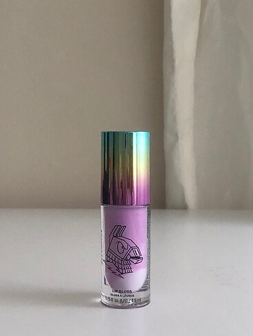 Revolution Fortnite Lama Lipgloss