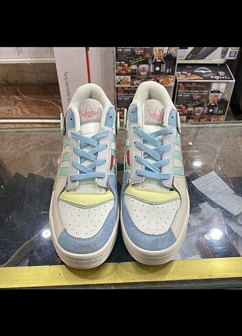 Adidas ayakkabı 