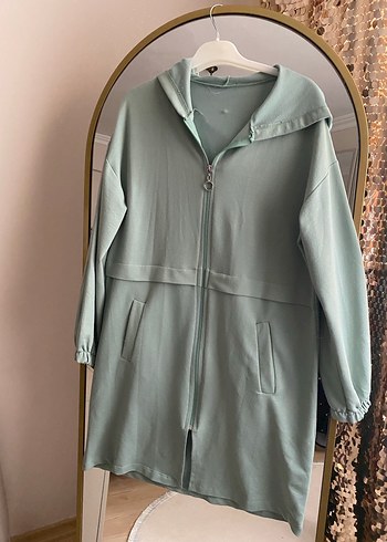 Kapüşonlu Uzun Fermuarlı Kadın Ceket - Görsel 3