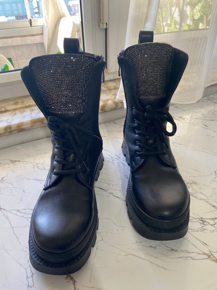 Siyah Deri Platform Topuklu Gotik Bot - Görsel 5