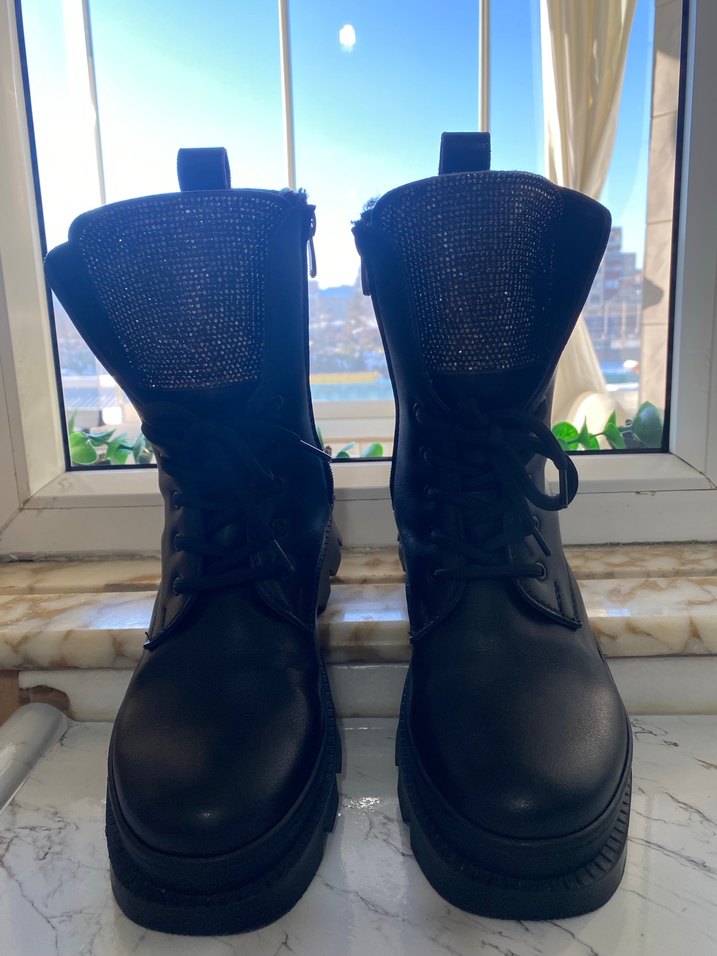 Siyah Deri Platform Topuklu Gotik Bot - Görsel 3