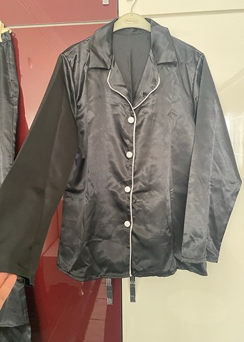 Siyah Uzun Kollu Saten Kadın Pijama Takımı - Görsel 4