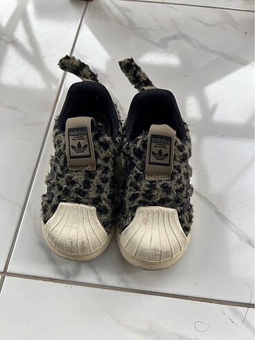 Adidas süperstar