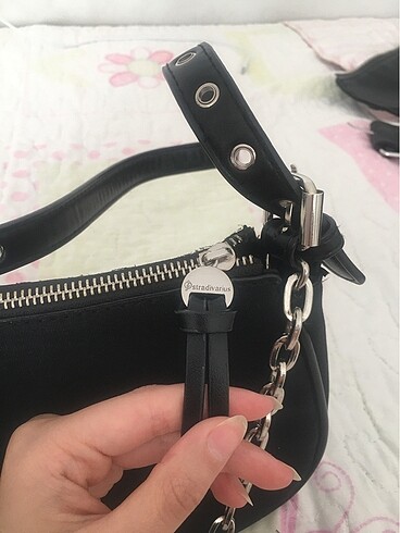  Beden Stradivarius siyah çanta