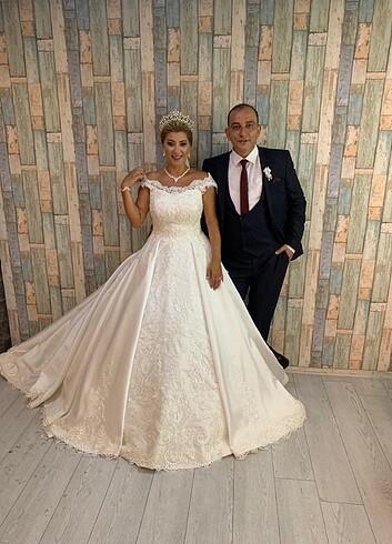 Akay Gelinlik A kesim dantelli