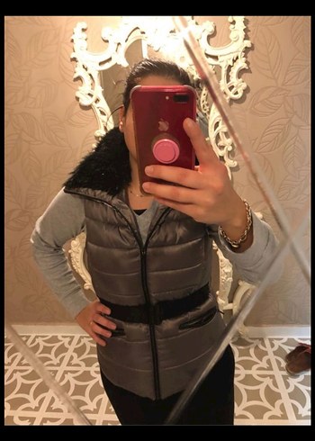 l Beden Gri Yüksek Yakalı Kürklü Kadın Yelek