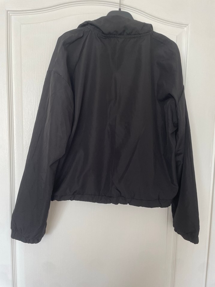 Siyah Fermuarlı Yüksek Yaka Kadın Ceket - Görsel 4