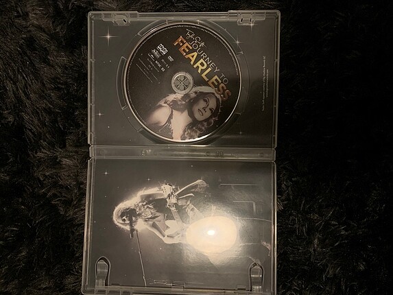 Fearless Tour CD si