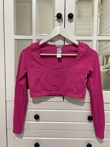 Pembe bluz