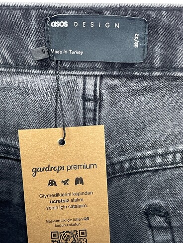 28 Beden gri Renk Asos Jean / Kot Şort %70 İndirimli.