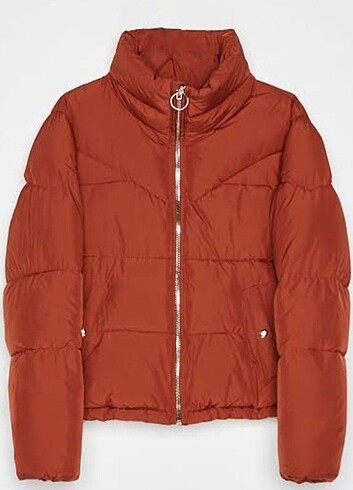 Bershka Montt