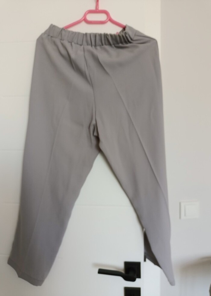 Melike Tatar takım elbise - Görsel 3