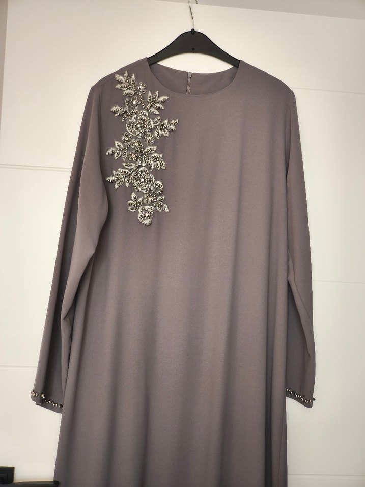 Gri Uzun Kadın Elbisesi Krep abiye tesettür abiye - Görsel 2