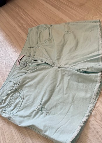 LC Waikiki Düğmeli Turkuaz Mini Denim Şort