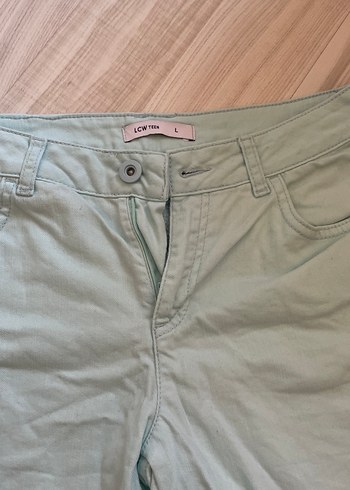 l Beden Düğmeli Turkuaz Mini Denim Şort