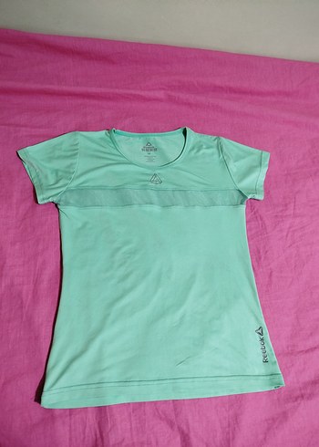 Reebok Sporcu Tshırt SuYeşili Rengi M beden