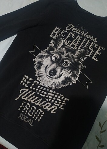 Sweatshirt Karanlıkda parlıyor 