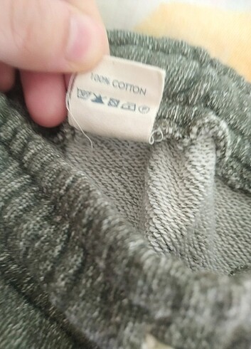 5 Yaş Beden çeşitli Renk 4-5 Yaş takım Cotton ( Etiketli kullanılmamıştır )