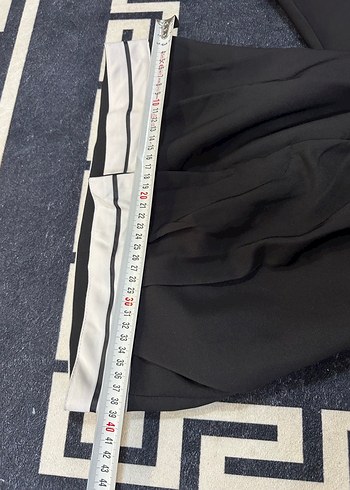 38 Beden Kadın Siyah Pilili Kumaş Pantolon