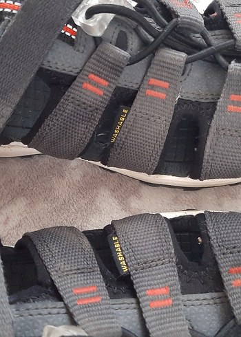 35 Beden gri Renk Keen marka Erkek Çocuk Kauçuk sandalet
