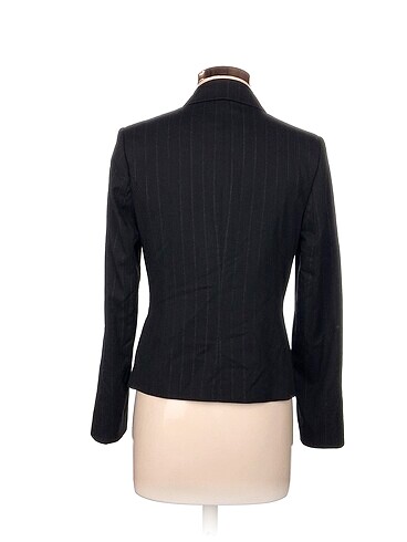 40 Beden Koton Blazer %70 İndirimli.