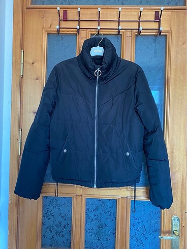 Bershka Şişme Mont