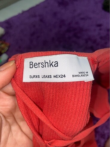xs Beden Bershka nar çiçeği elbise