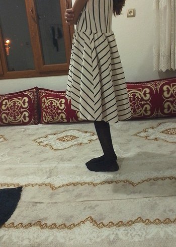 l Beden Beyaz Zebra Desenli Midi Elbise