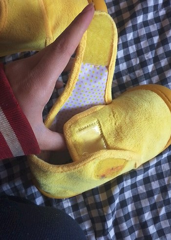 Kız Çocuk Sarı Sıcak Terlik Velcro - Görsel 3