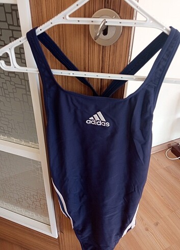 Orjinal adidas
