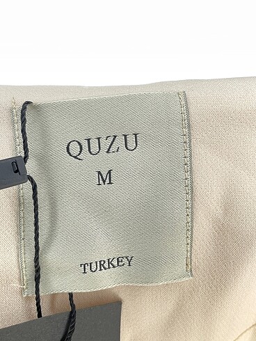 m Beden çeşitli Renk Quzu Blazer %70 İndirimli.