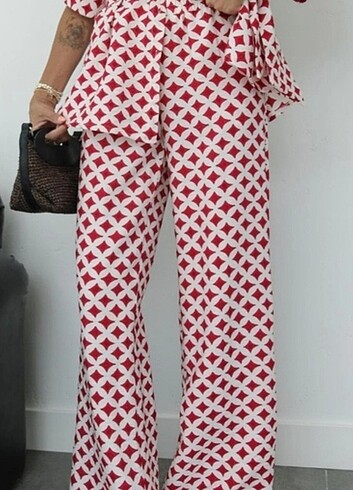 m Beden Zara model FUŞYA DESENLİ GÖMLEK PANTOLON TAKIM