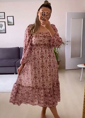 Renkli elbise