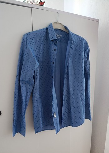 Düğmeli Mavi Denim Erkek Gömlek