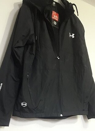 Under armour a kalite rüzgarlık yağmurluk