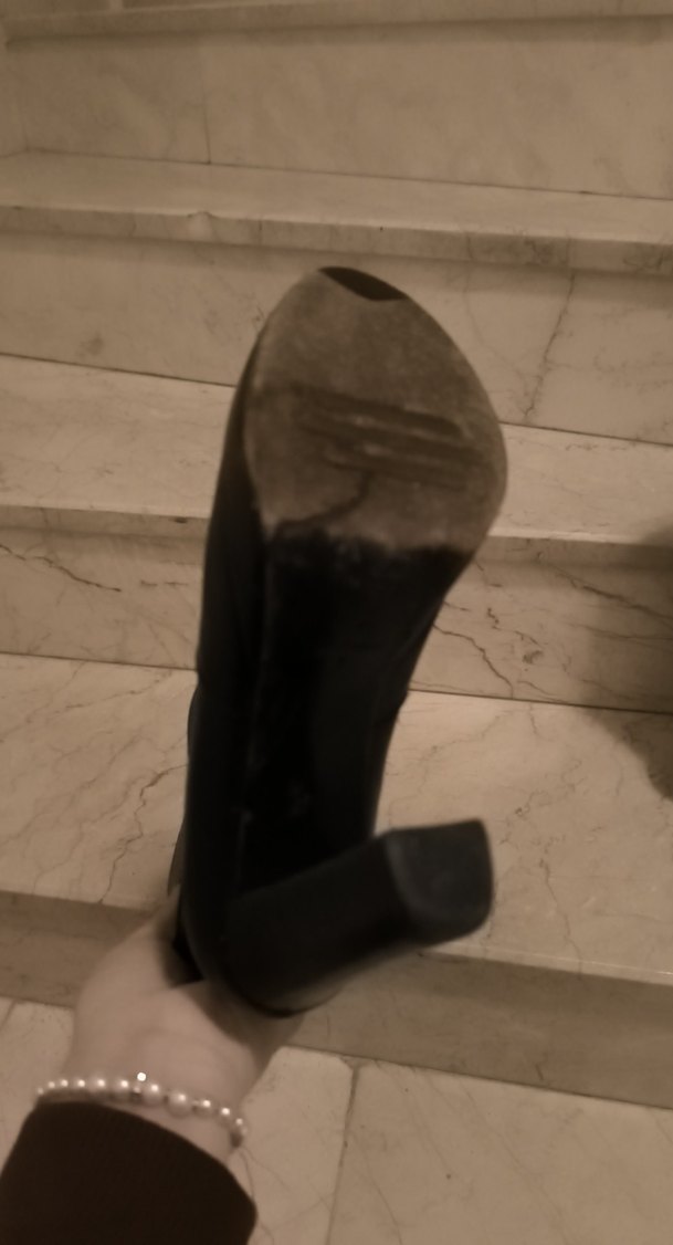 Siyah İşlemeli Bağcıklı Deri Dizüstü Botlar - Görsel 5