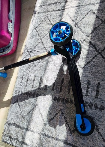 Decathlon Renkli Mavi Çocuk Scooterı