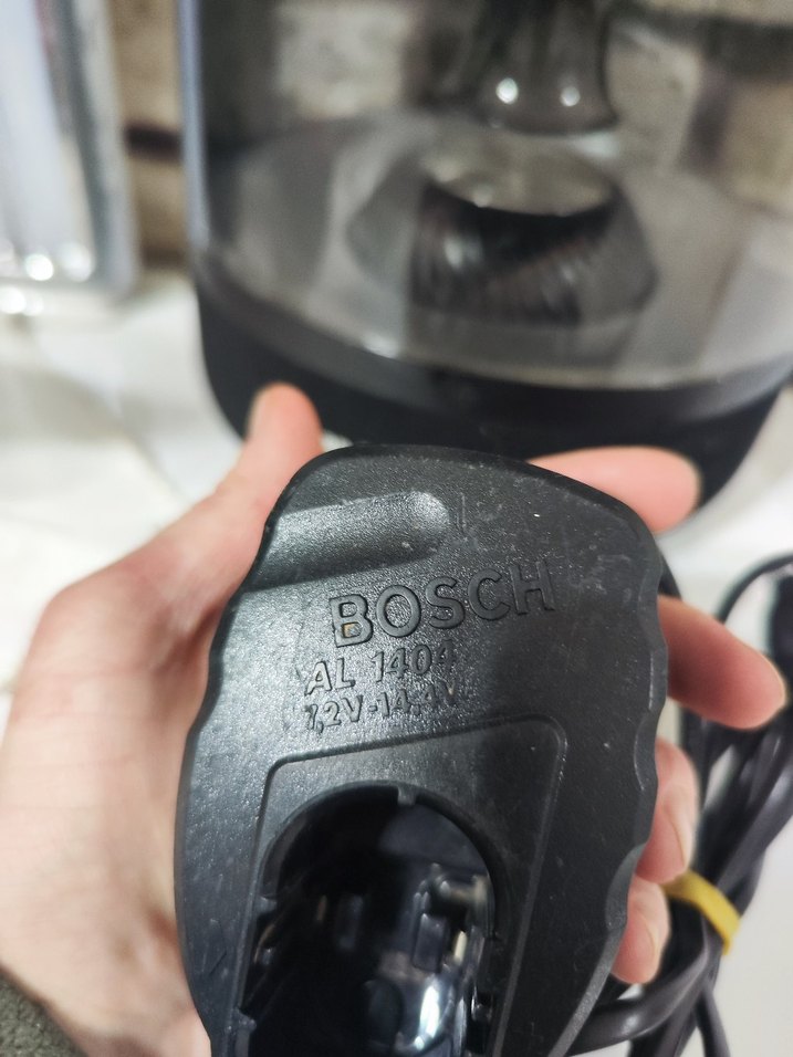 Bosch Vidalama Şarj Aleti - Görsel 3