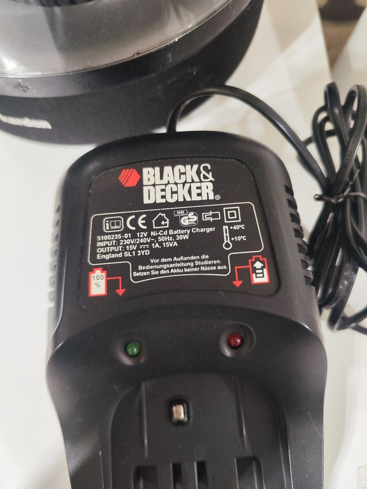 Black Decker Şarj Cihazı - Görsel 2