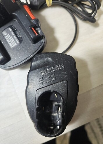 Bosch Vidalama Şarj Aleti 