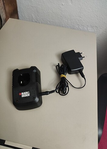 Black Decker Vidalama Şarj Aleti 