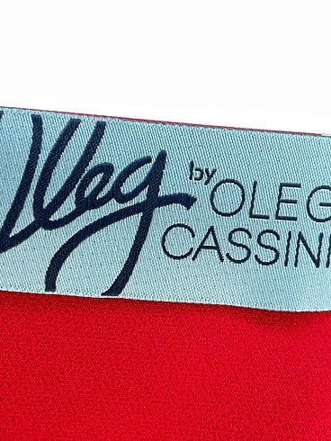 40 Beden kırmızı Renk Oleg Cassini Kısa Abiye %70 İndirimli.