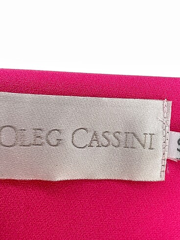 40 Beden pembe Renk Oleg Cassini Kısa Abiye %70 İndirimli.