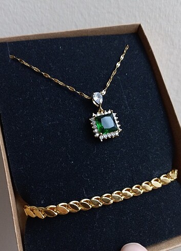 Accessorize Yeşil Zümrüt Model Çelik Kolye 