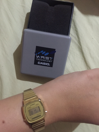 Casio Altın Rengi Saat