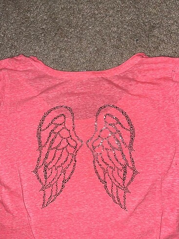 Victoria s Secret T-shirt