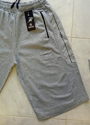 1 siyah bir gri 5 XL rezerve