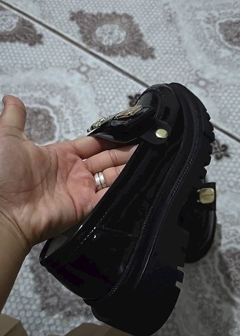 40 Beden altın Renk Altın Tokalı Rugan Loafer